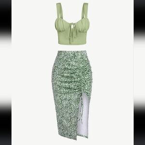 (2 pieces) Midi Skit and Crop top